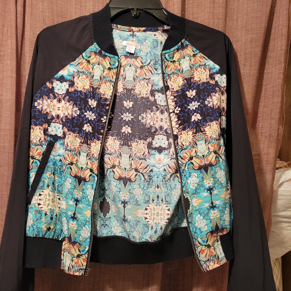 Bomber jacket